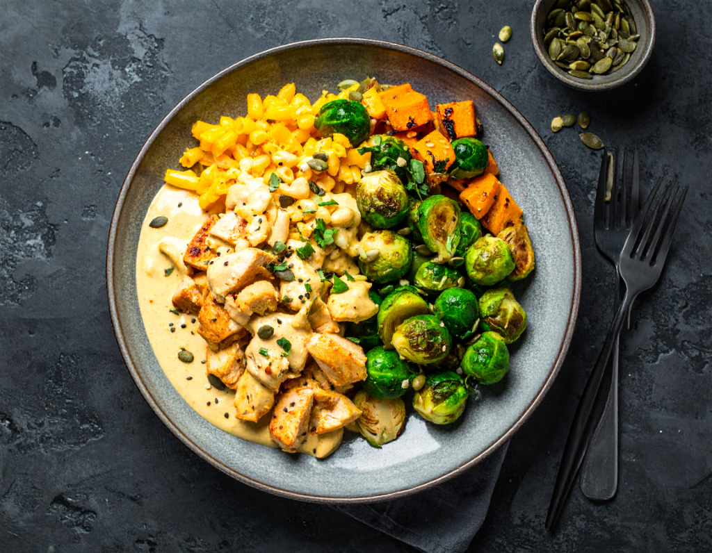 Plant Based "Chicken" with Creamy Garlic Sauce